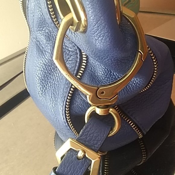 Blue leather satchel/crossbody - Picture 2 of 6